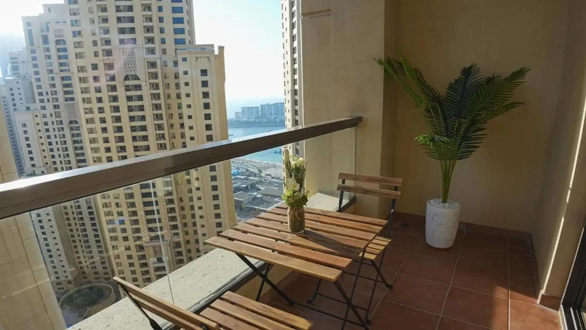 Homestay Luxury Homes Jbr Dubai United Arab Emirates